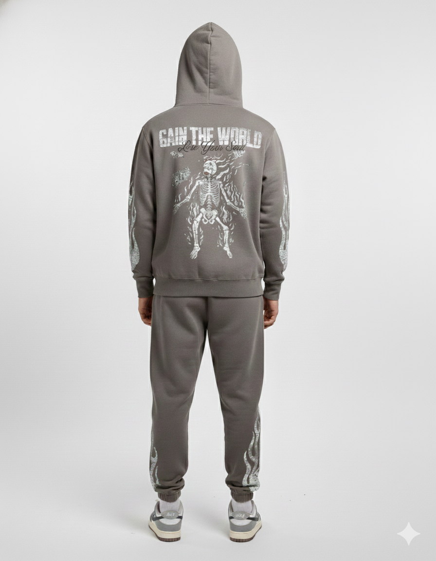 NOBLE COLLECTIVE GAIN THE WORLD HEAVY HOODIE